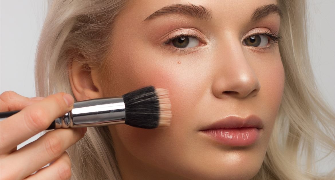 Base de rosto: como escolher a ideal para cada tipo de pele