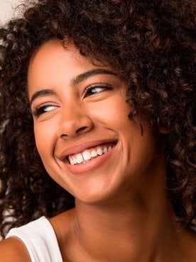 Cabelo castanho: 6 tons para se inspirar e dicas de cuidados
