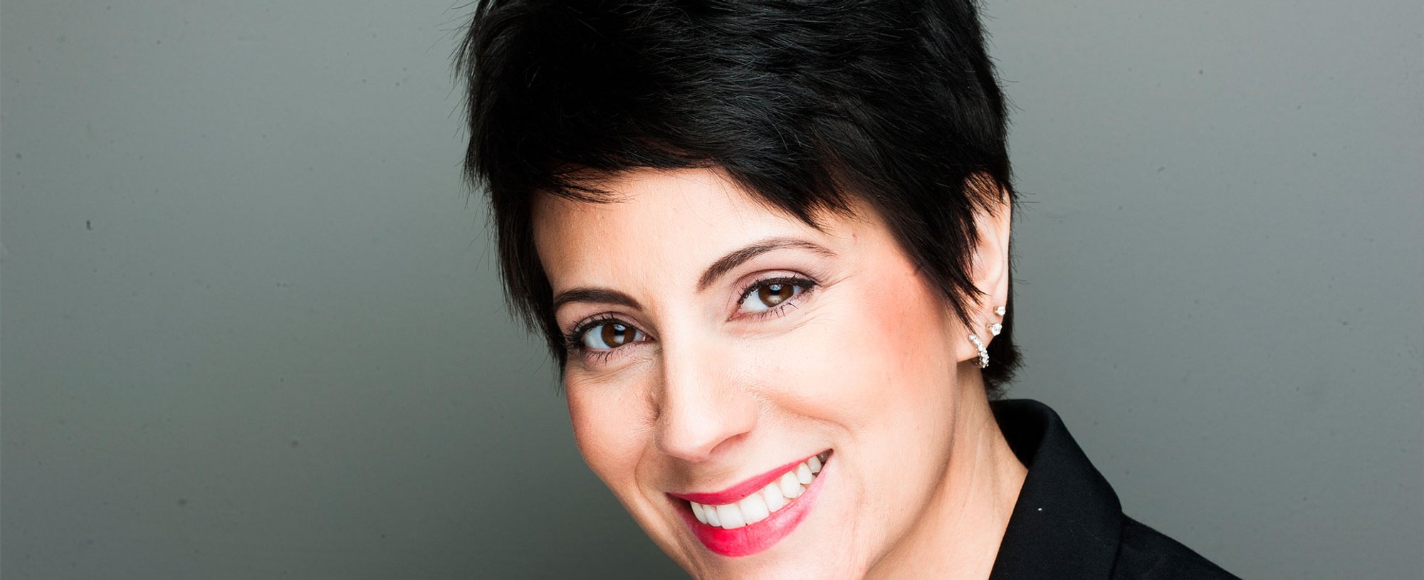 Cabelo preto: 7 coisas que você precisa saber sobre a coloração!