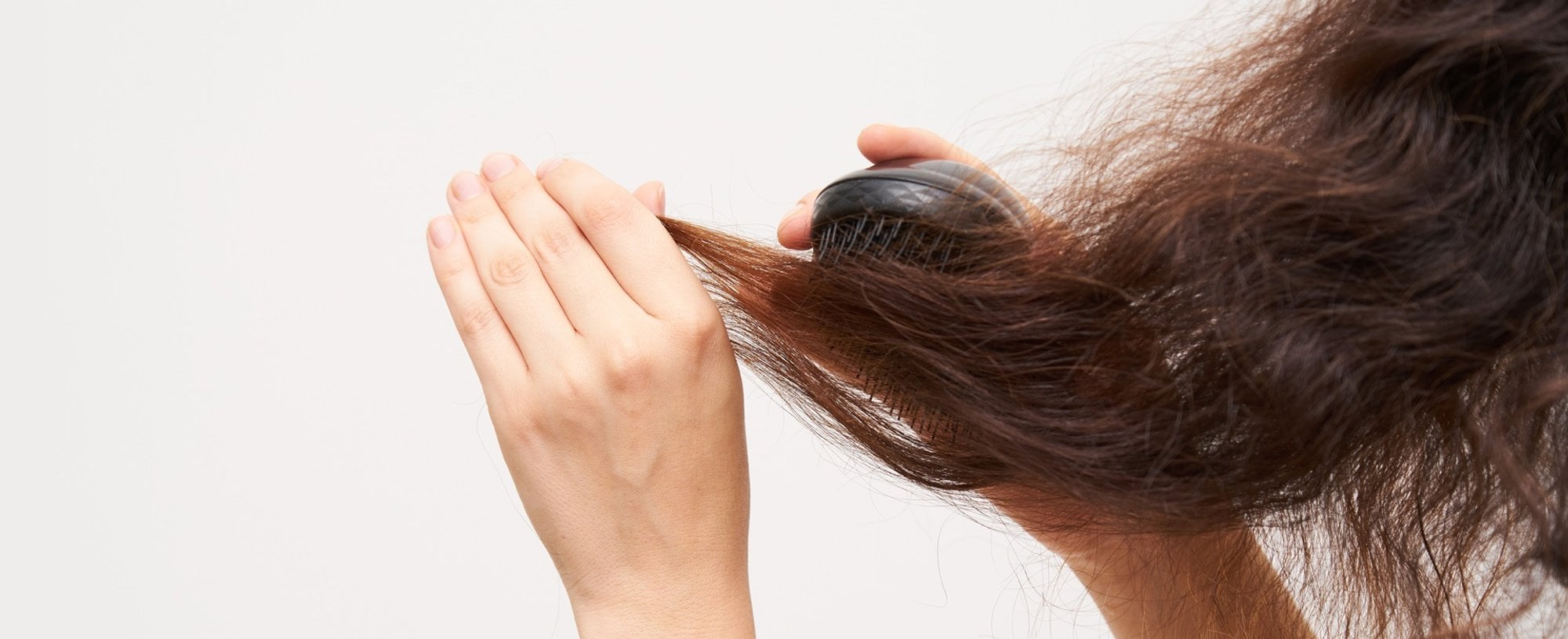 Frizz: o que é, como surge e como acabar?