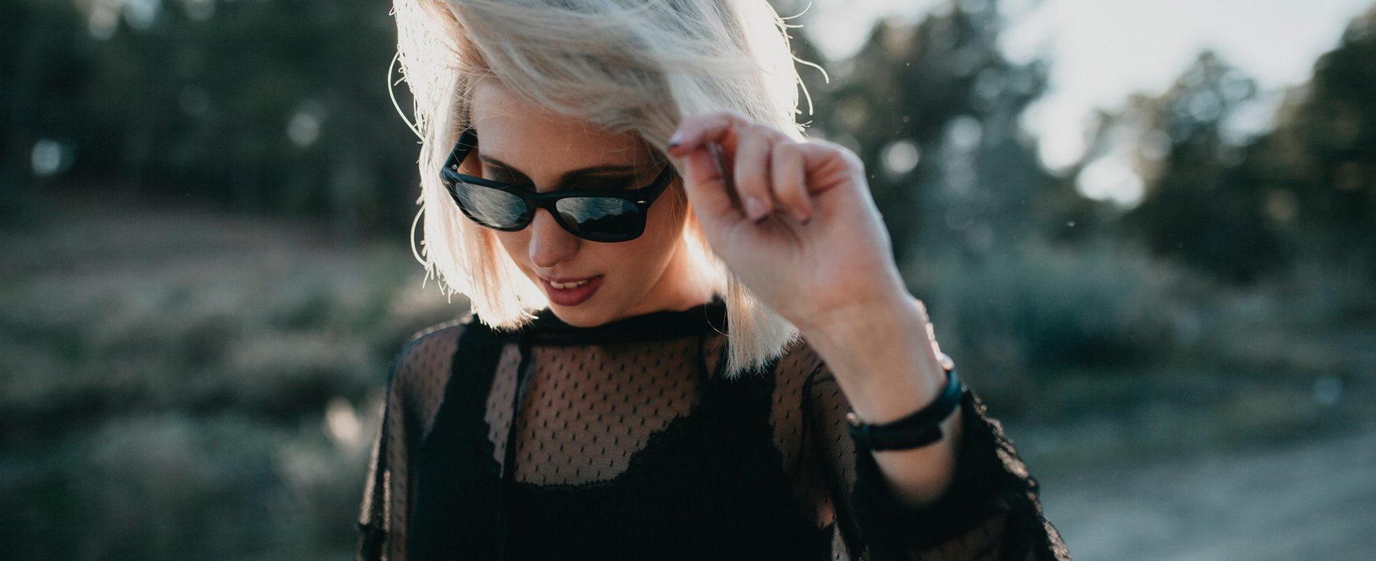 Cabelo platinado: o que é, como chegar nessa cor e como cuidar