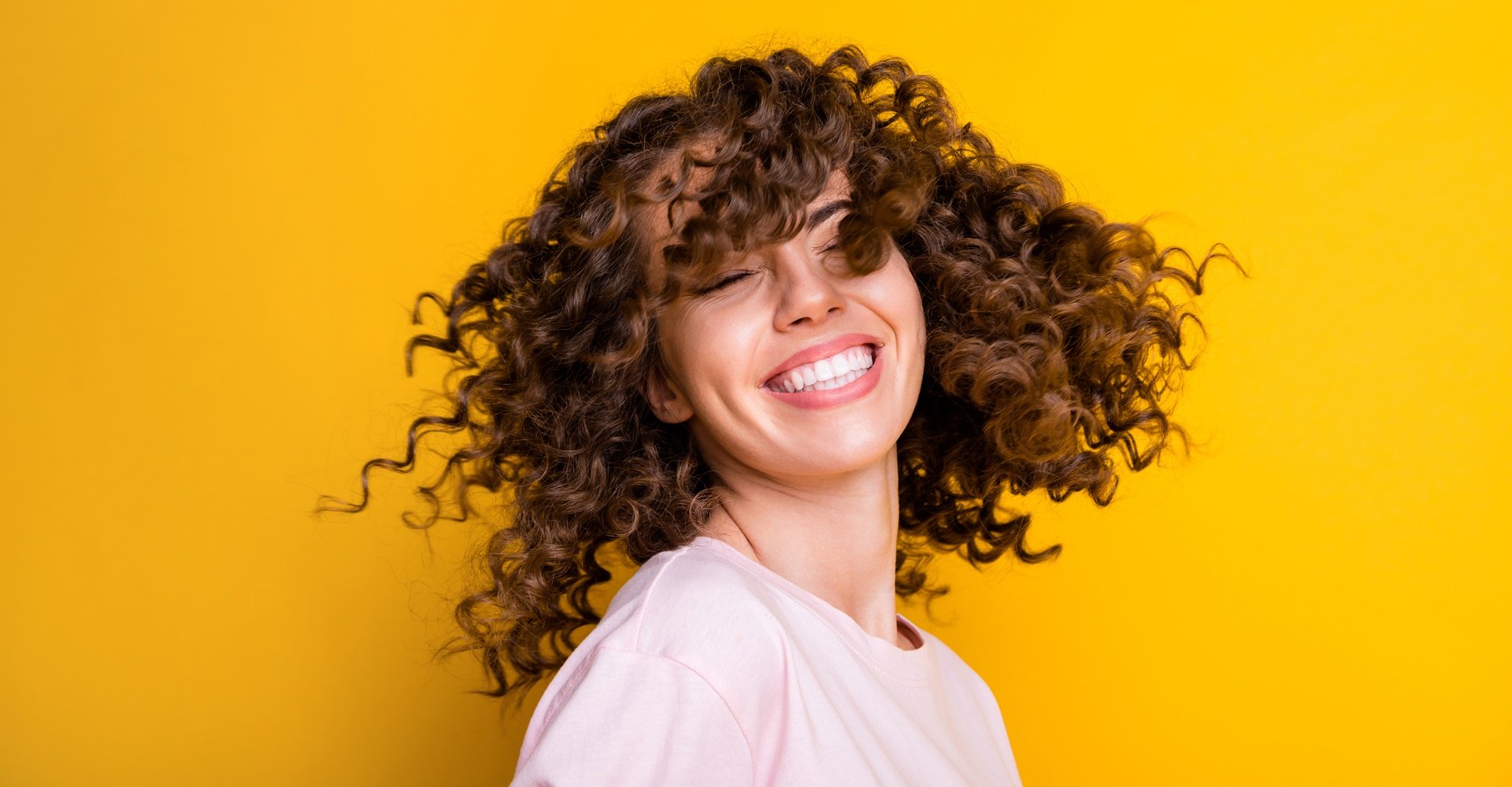 Banho de brilho: saiba o que é e como fazer