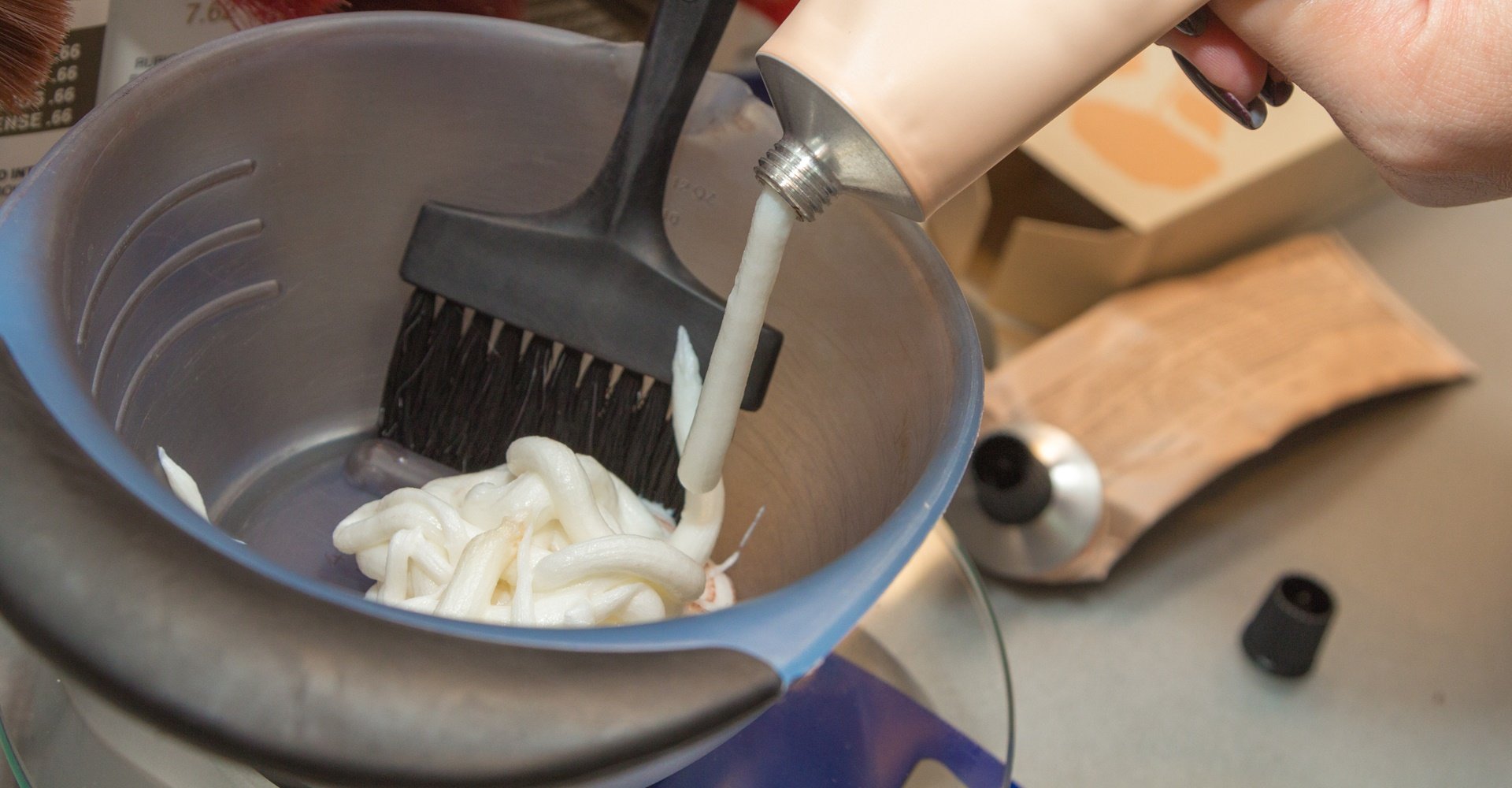 Tinta de cabelo: quais são os tipos e como escolher?