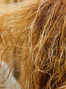 Como fazer acidificação no cabelo? Confira dicas