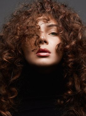 resultado fitagem com escova polvo cabelo cacheado