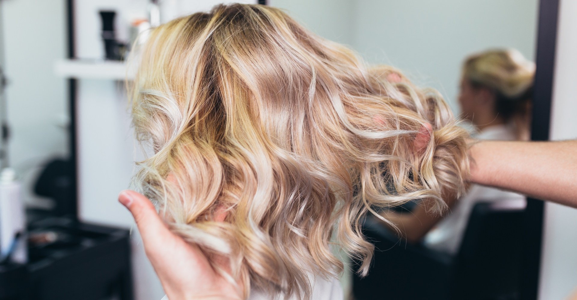 Como tirar o amarelado do cabelo? 6 dicas para loiras!