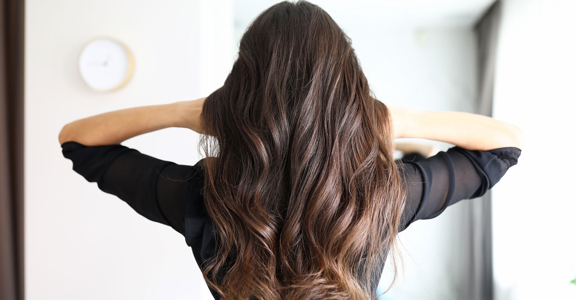 cabelos morena iluminada café