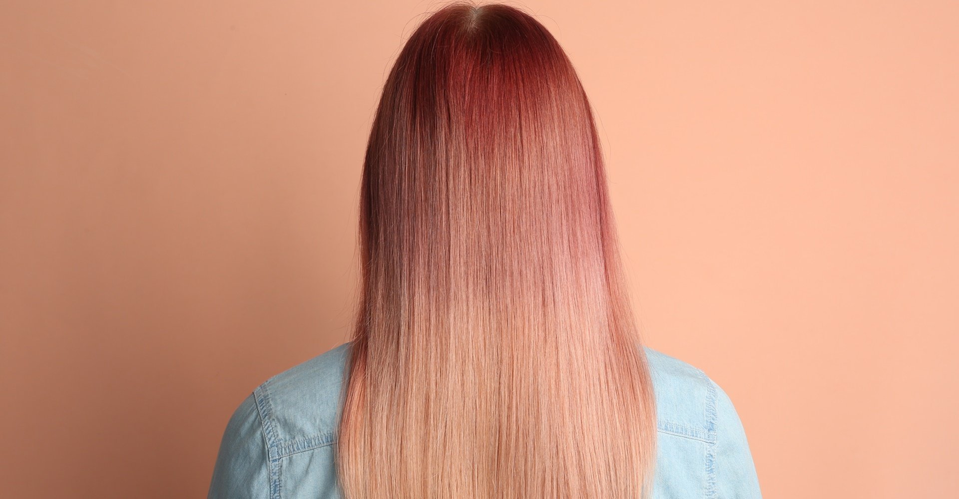 Cabelo no tom de rosé gold ou loiro rose gold