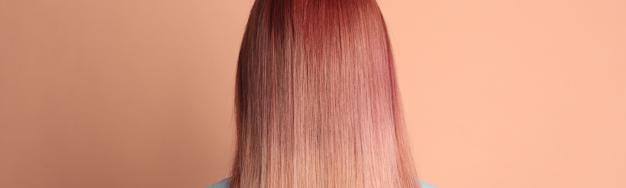 Cabelo no tom de rosé gold ou loiro rose gold