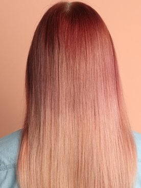 Cabelo no tom de rosé gold ou loiro rose gold