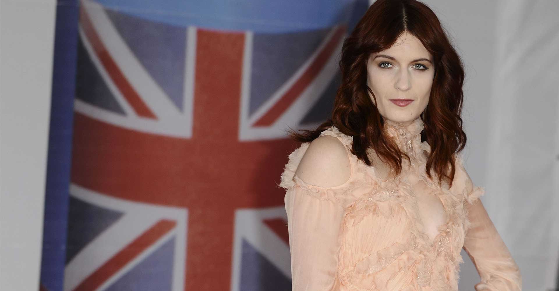 Modelo Com Cabelo Ruivo