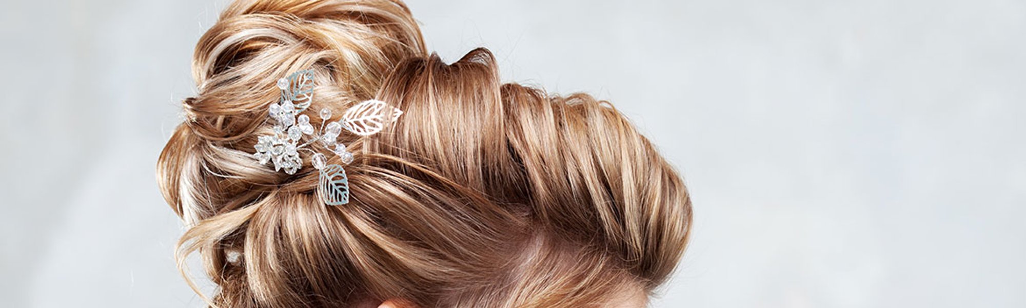 Headband é tendência em acessórios para os cabelos durante a temporada de  outono-inverno - L'Oréal Paris