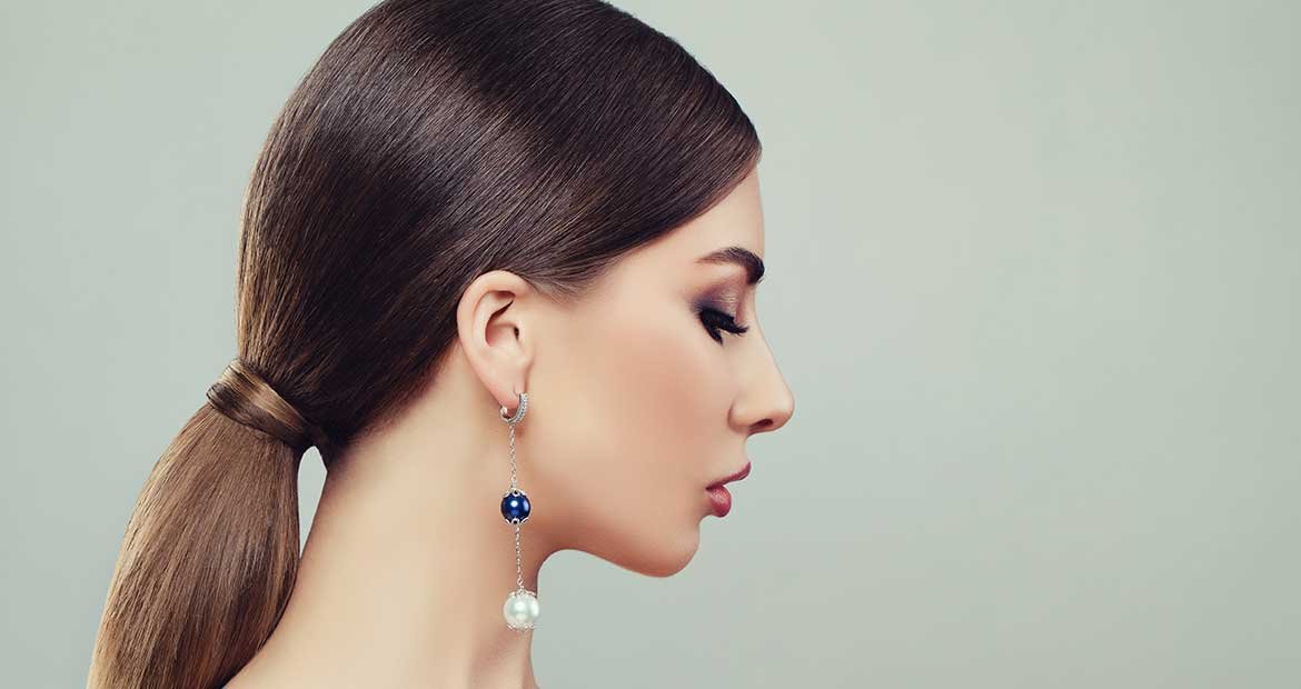 Modelo Com Rabo De Cavalo Preto