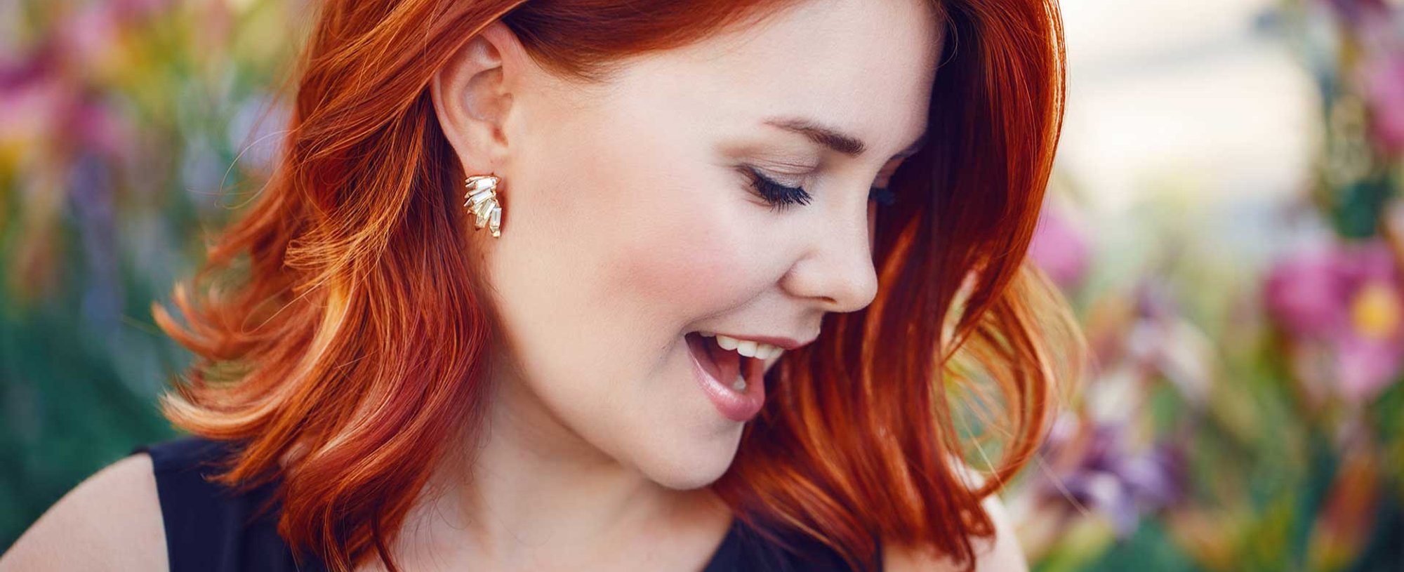 Modelo Com Cabelo Vermelho