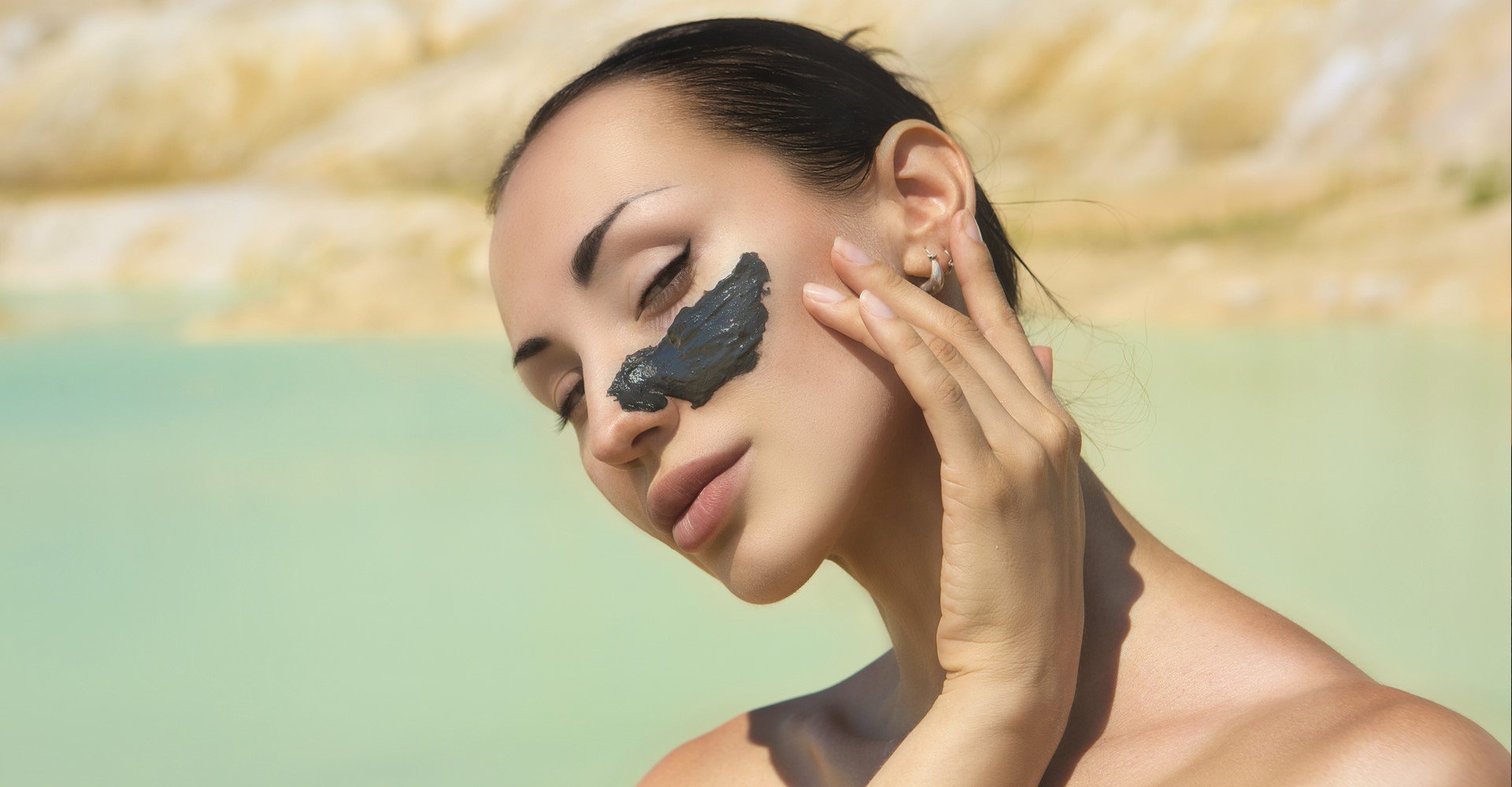 3501 Argila Preta Saiba Como Conseguir Uma Maquiagem Mais Iluminada Com A Mascara Para O Rosto