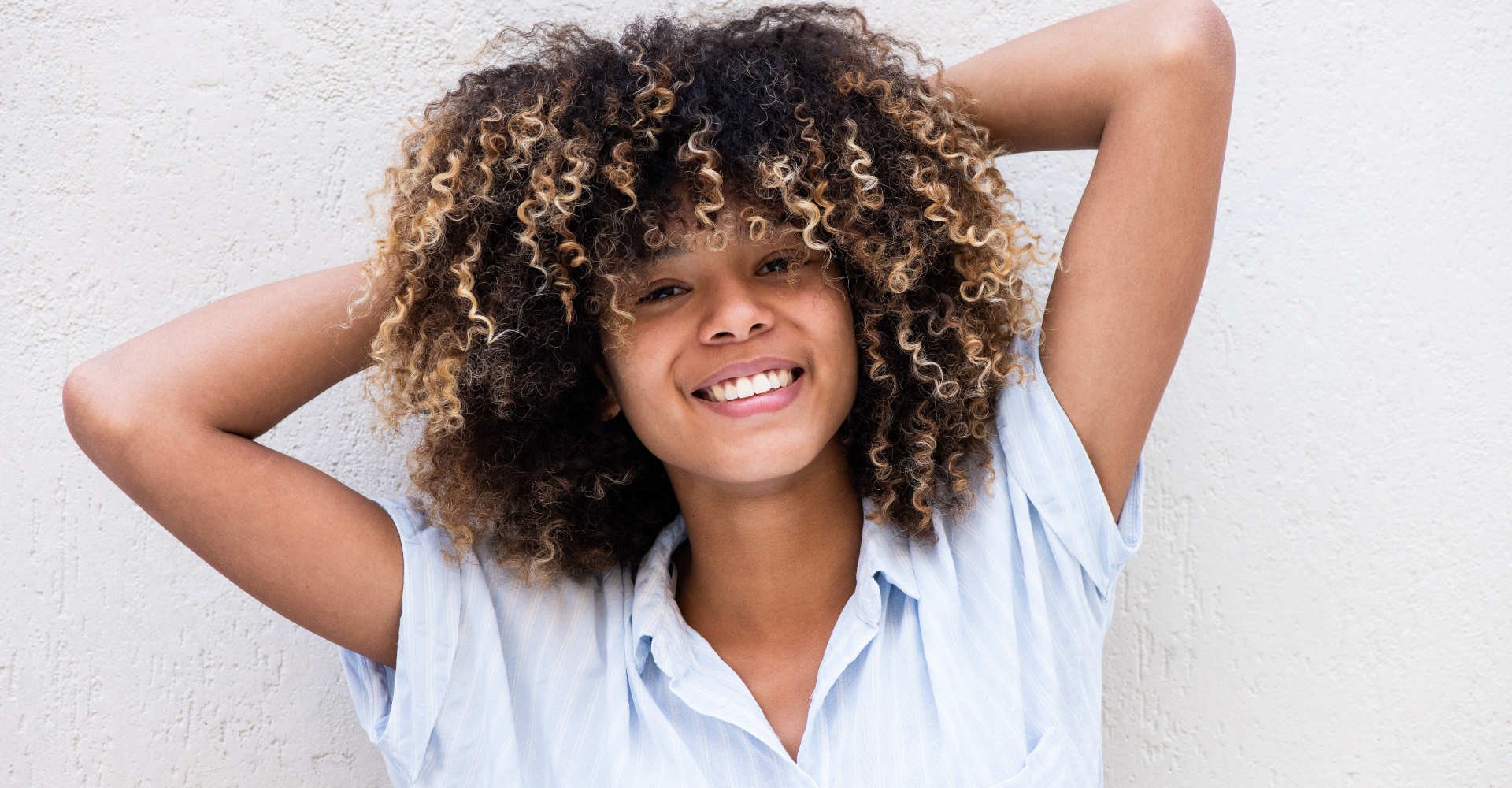 3767 Cabelo Relaxado Volta Ao Normal Saiba Como Recuperar O Cabelo Cacheado
