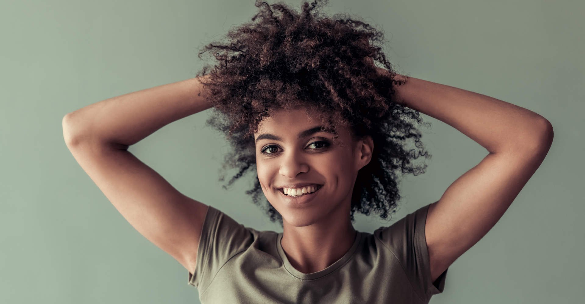 3771 Como Fazer Fitagem No Cabelo Crespo Aprenda A Deixar Os Cachos Mais Definidos