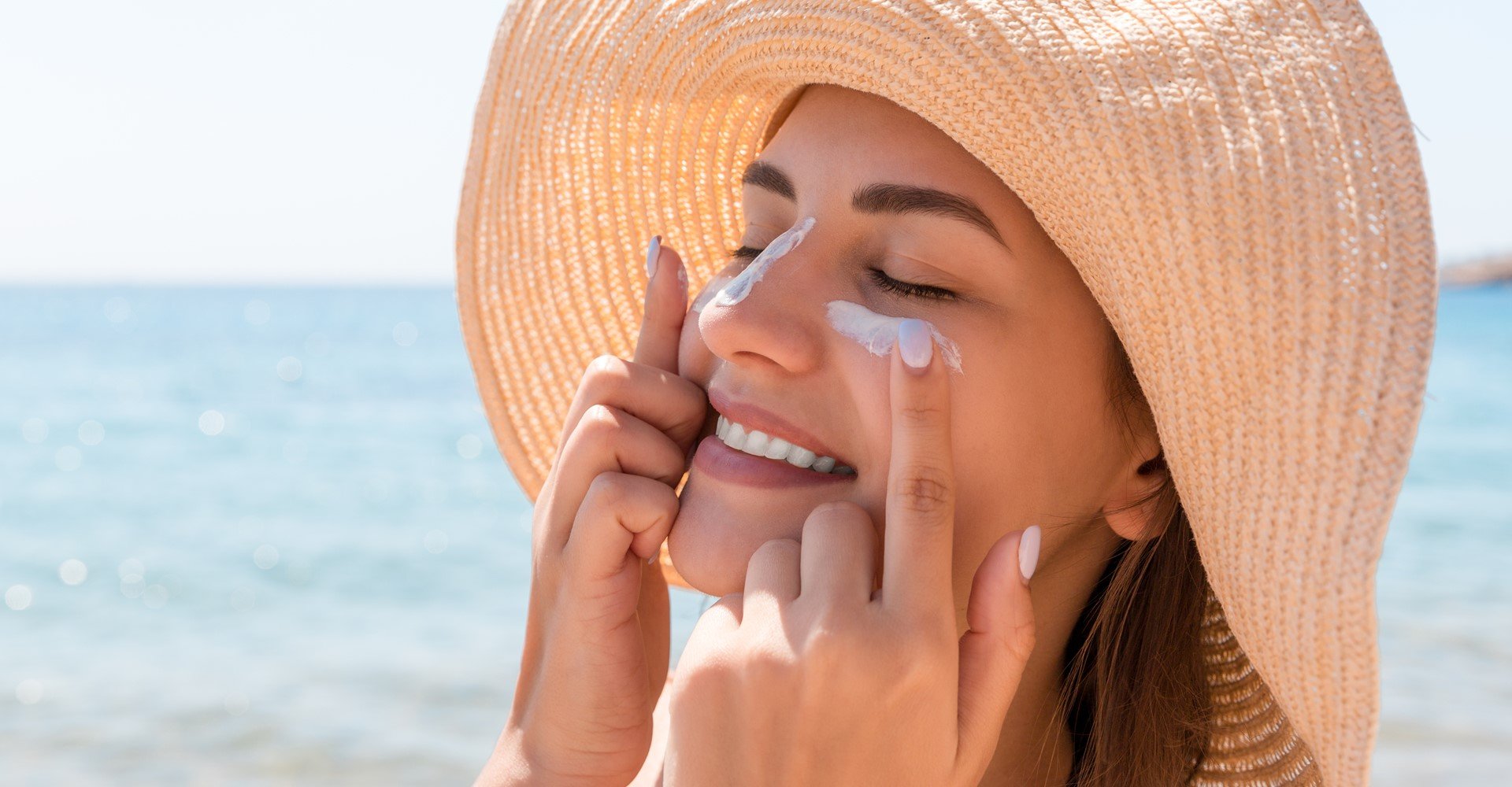 Como aplicar protetor solar no rosto? Veja dicas + passo a passo para  acertar nos cuidados com a pele - L'Oréal Paris