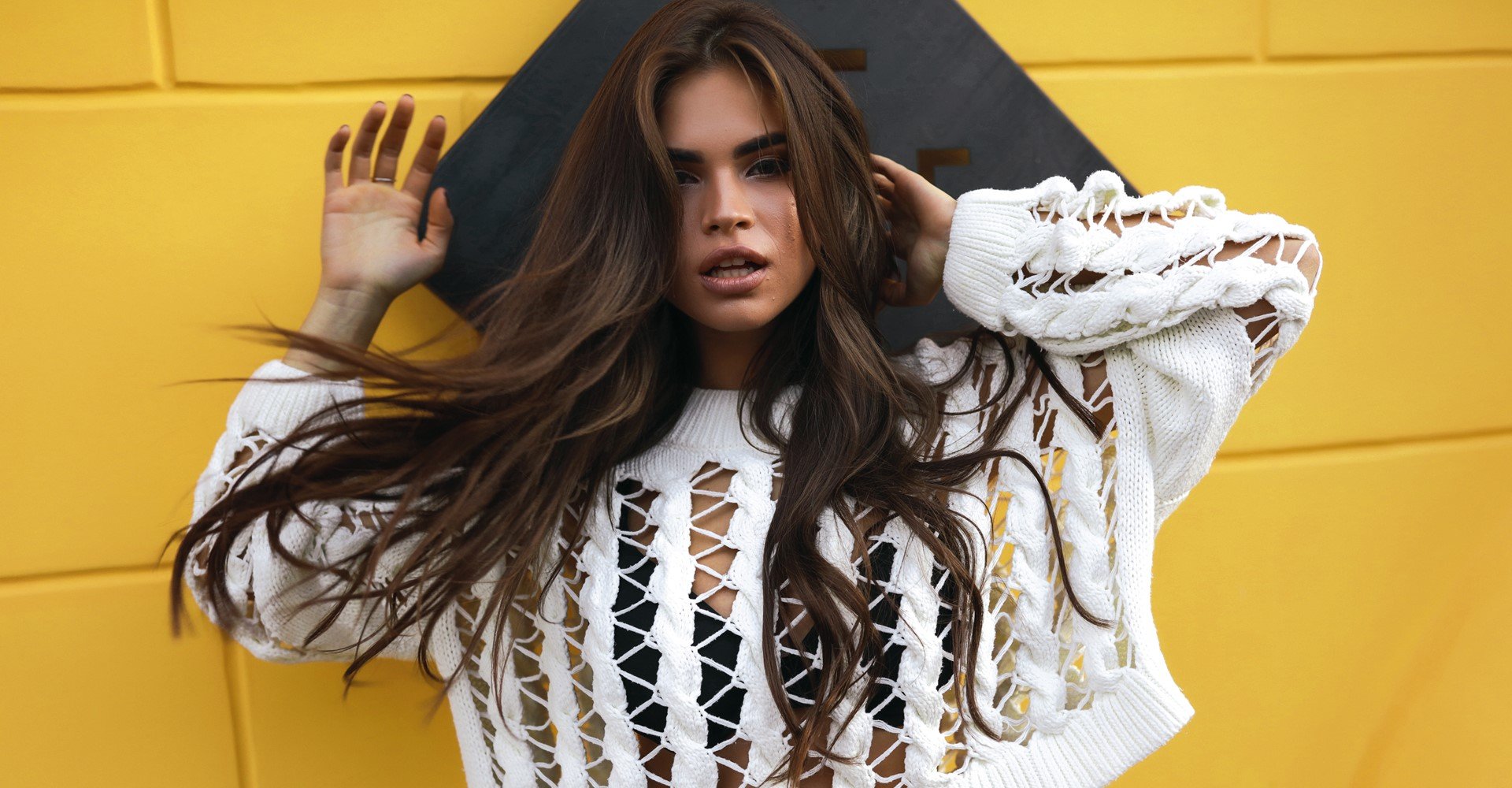 4521 Tendencia Swoosh E A Jogada De Cabelo Mais Usada Pelas Mulheres