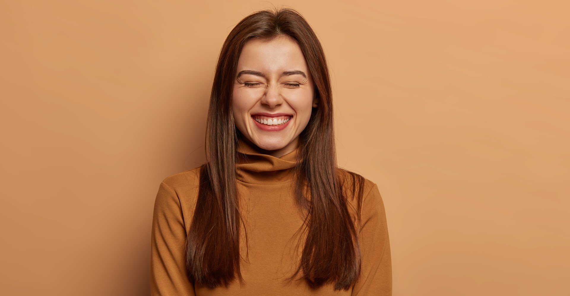 4524 Cabelos Lisos Podem Ser Tratados Com Oleo Capilar