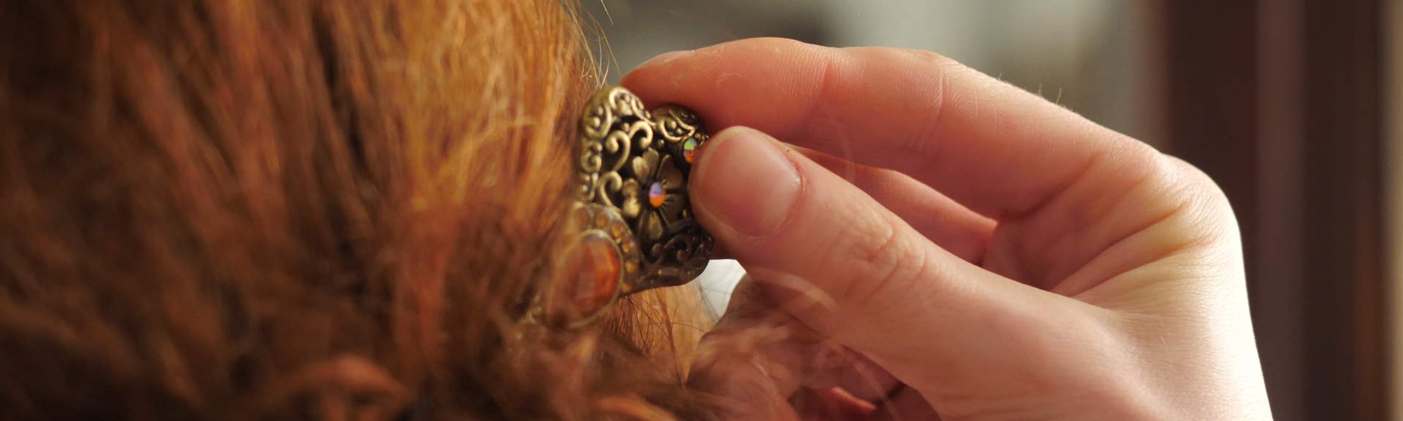 4573 Joias No Cabelo Saiba Como Adaptar Pecas De Luxo Aos Penteados