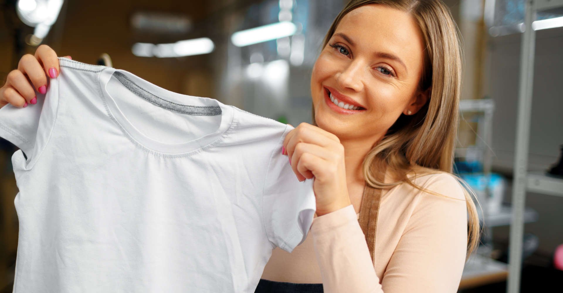 4583 Truque Para Modelar Os Fios Camiseta Antiga Pode Ajudar A Criar Ondas Nos Cabelos