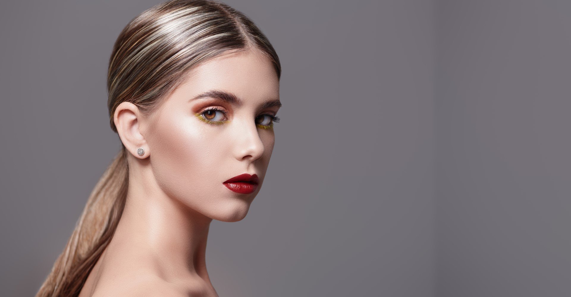 4958 Contorno Facial Ajuda A Camuflar Os Pontos Fracos Do Rosto