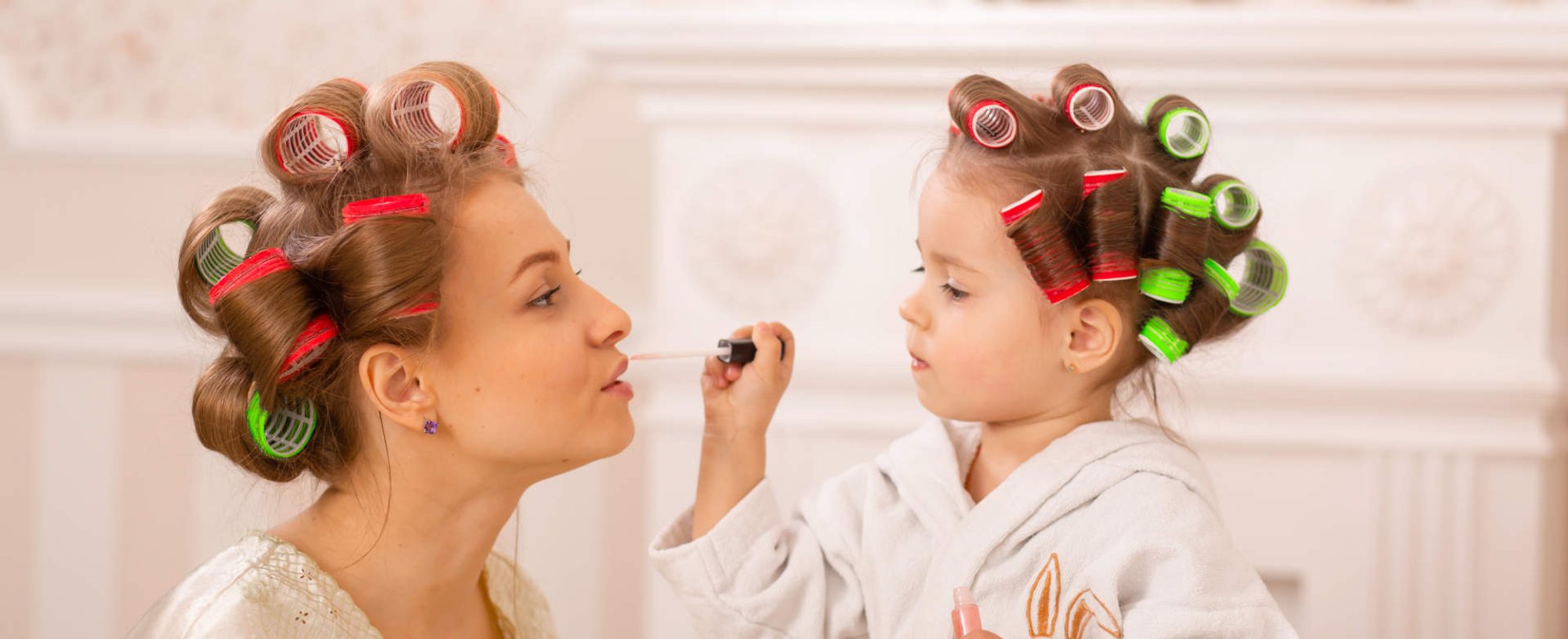 5110 Como Usar Bobes No Cabelo Para Cachear Alisar E Dar Volume Aos Fios