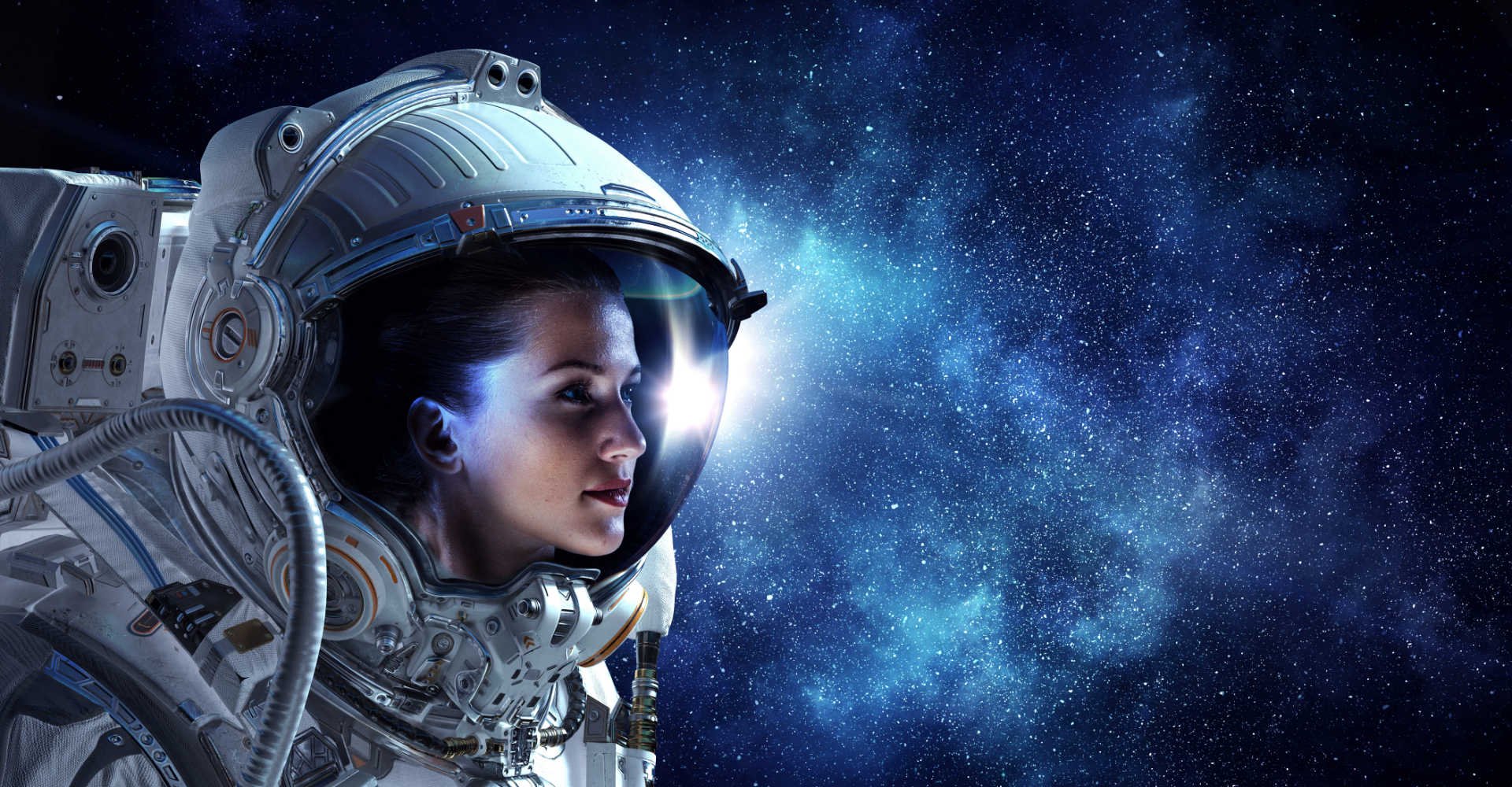 5268 Astronauta Ensina Em Video A Lavar Os Cabelos No Espaco