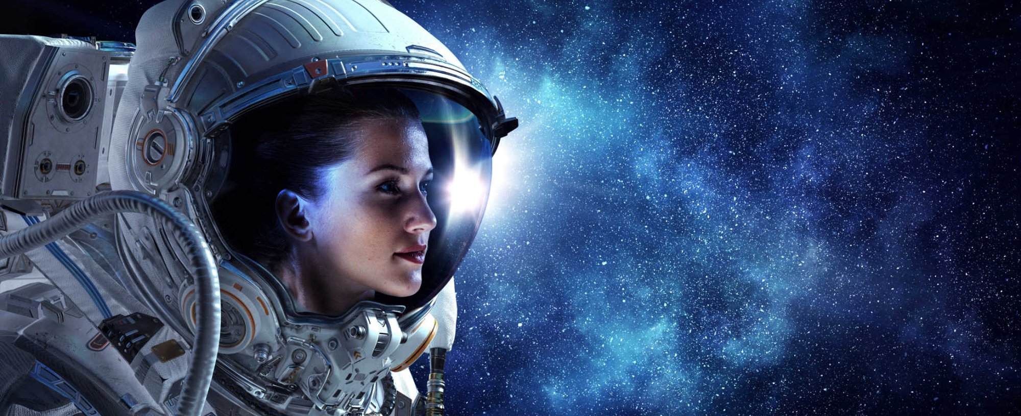 5268 Astronauta Ensina Em Video A Lavar Os Cabelos No Espaco