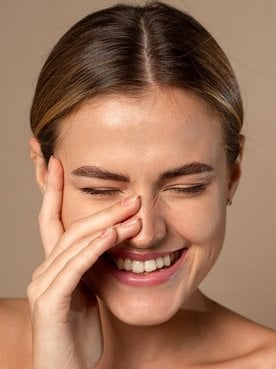 5306 Revitaliftlaseroqueeoacidohialuronicoequaisosbeneficiosqueelepodefazerporsuapele
