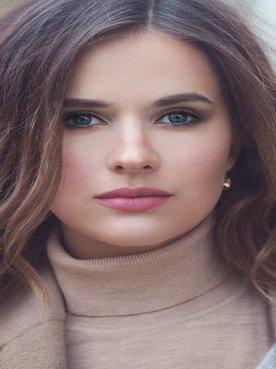 Modelo Com Corte Long Bob