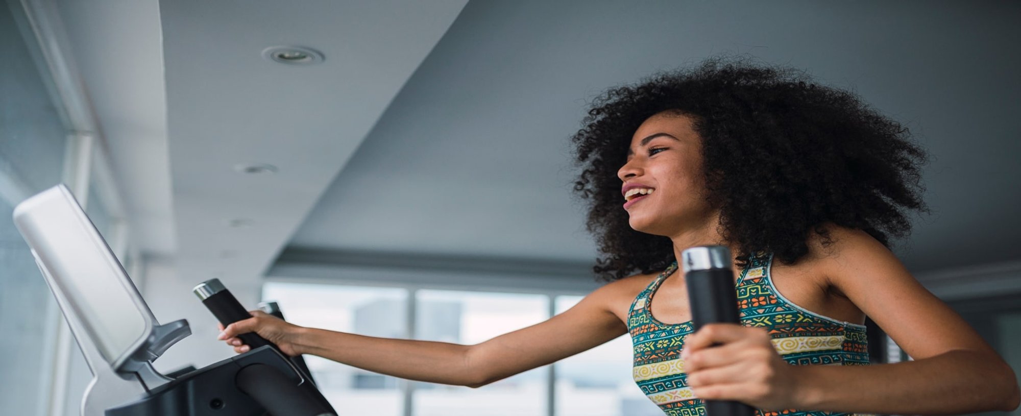Modelo Negra Fazendo Atividade Fisica