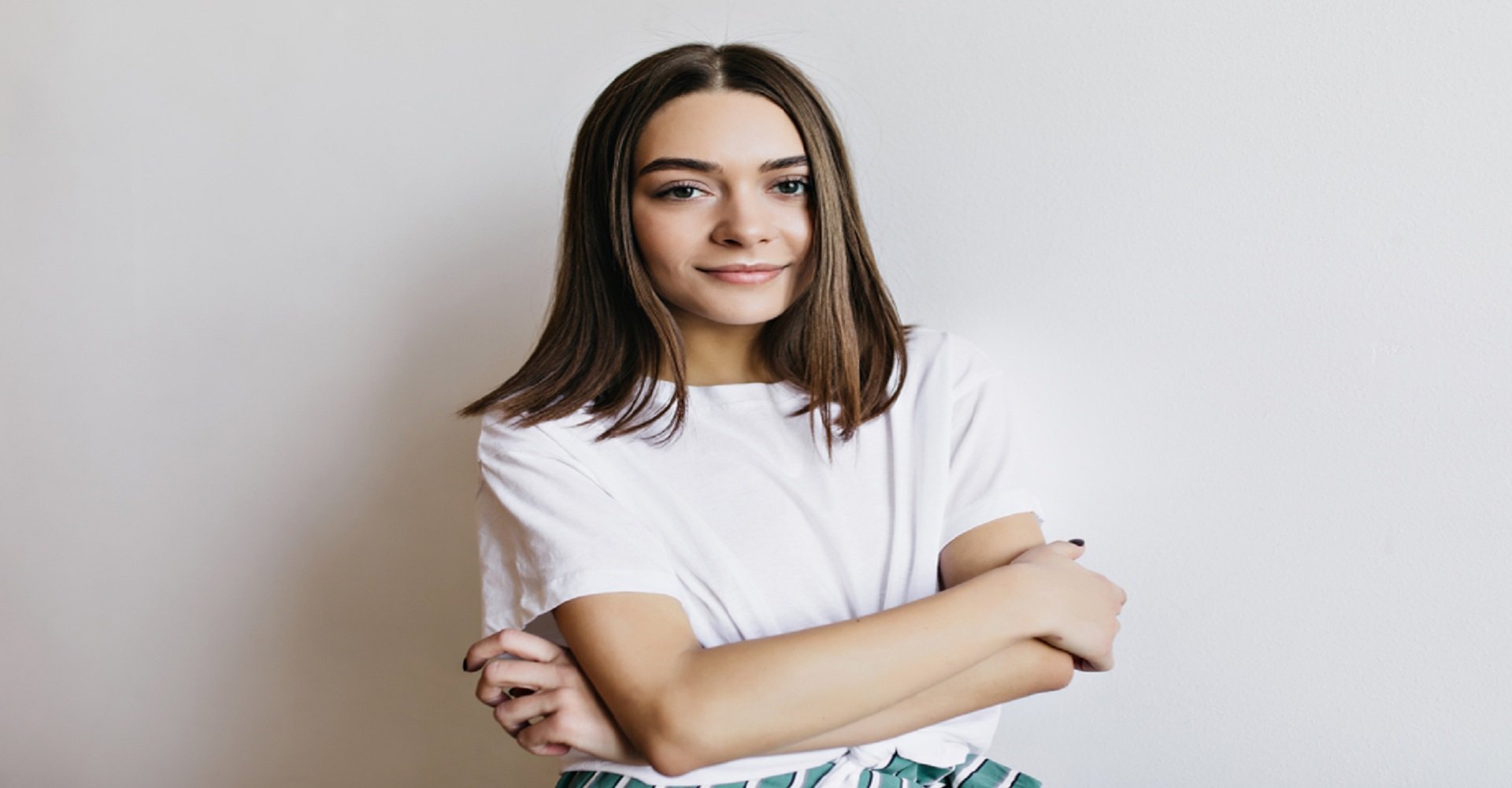 E possovel acabar com o frizz no cabelo liso com cuidados diarios