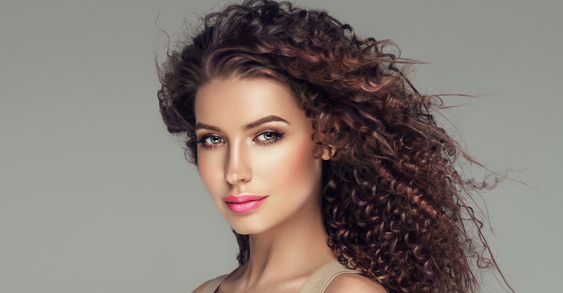 2286 Cabelo Frisado E Tendencia No Verao 2017 Inspire Se Em 7 Fotos Com O Novo Estilo De Penteado