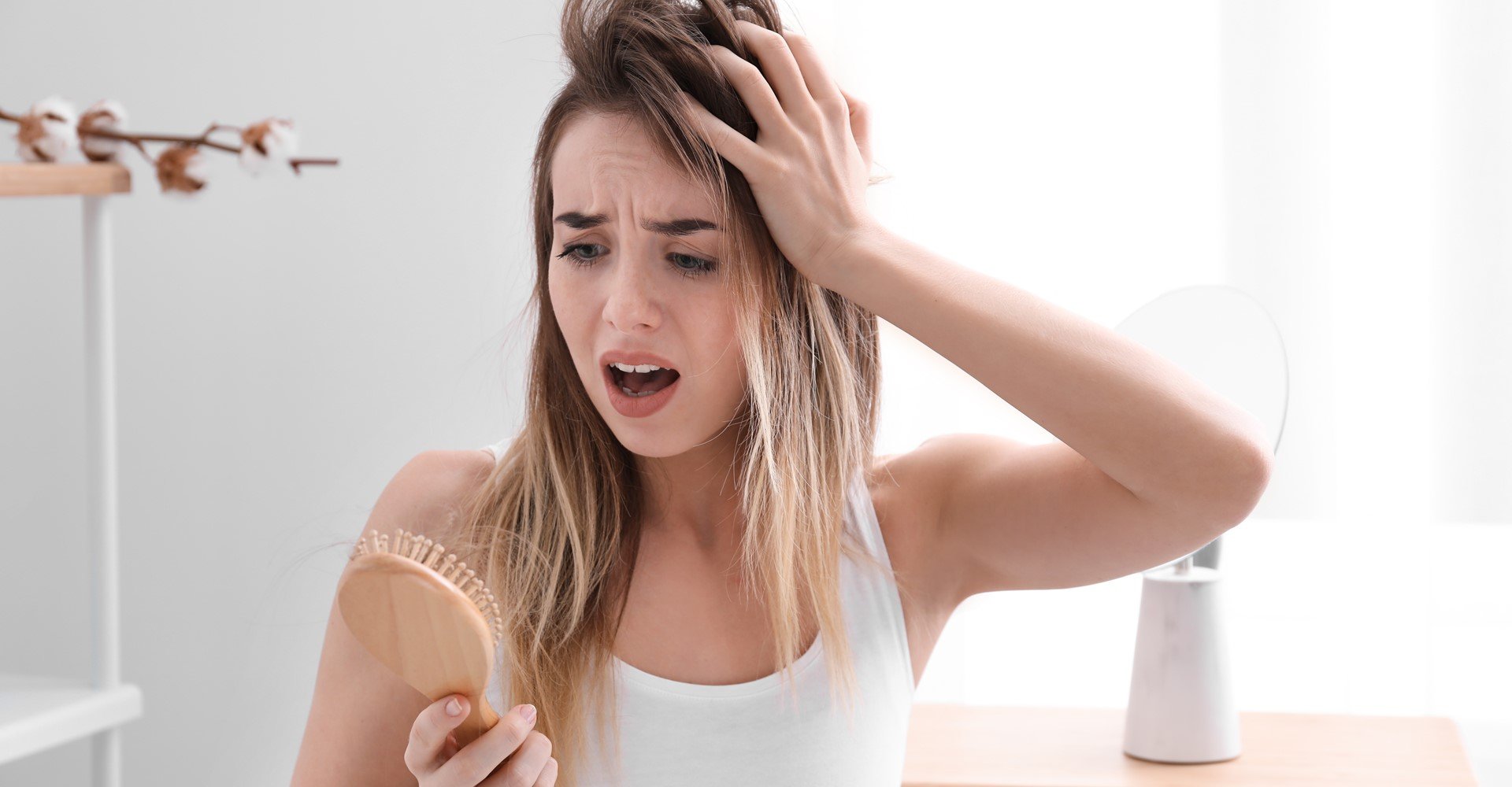 Por que o cabelo cai muito quando lavamos? Descubra - L'Oréal Paris