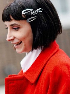 Modelo Com Cabelo Curto E Futurista