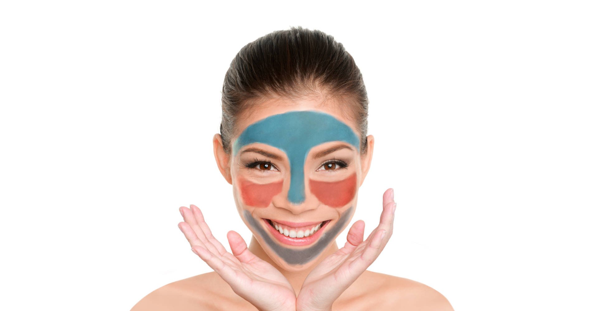mulher utilizando máscaras de beleza "multimasking"