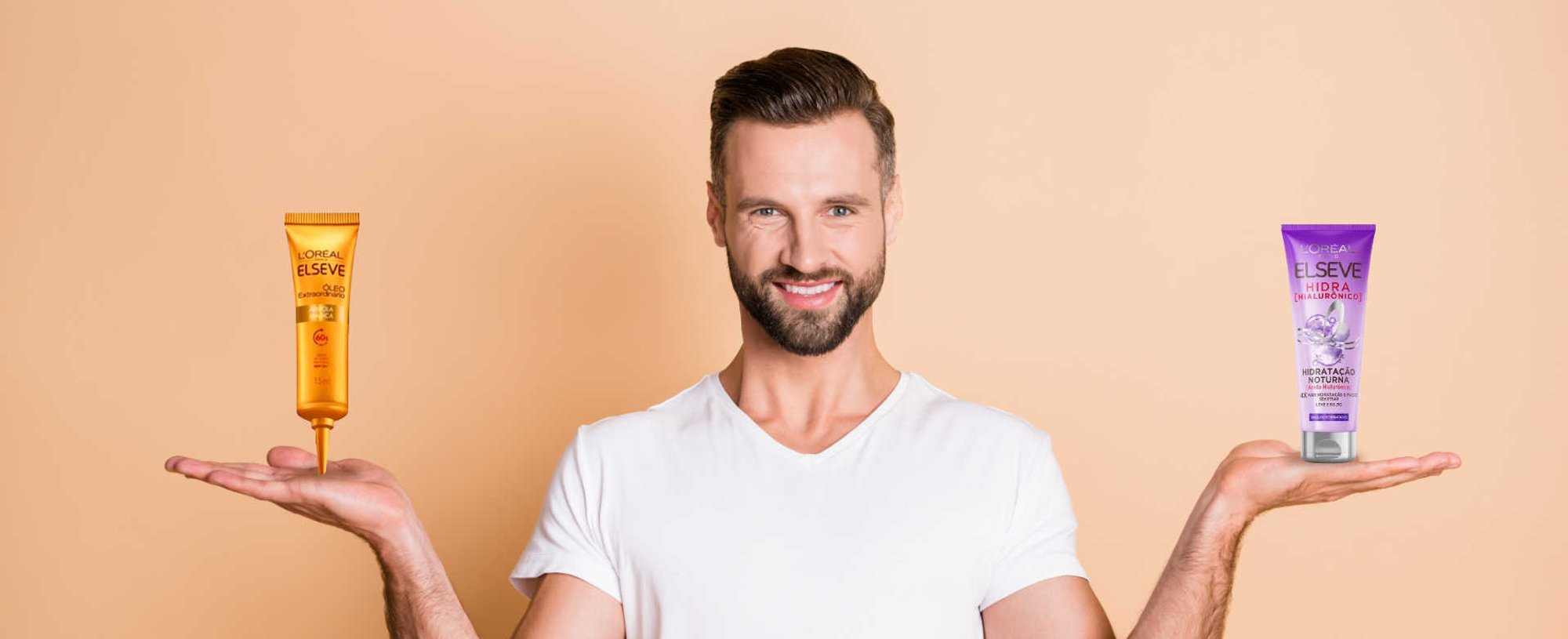 Modelo homem segurando produtos de beleza