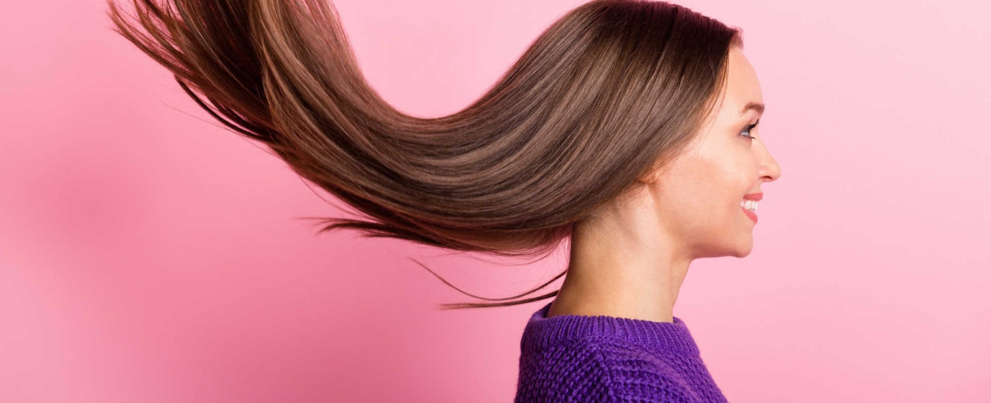 Modelo com cabelo liso