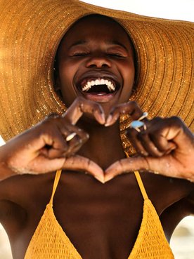 1914 Pele Negra No Verao Confira 5 Cuidados Para Proteger O Rosto Evitar Manchas E Oleosidade
