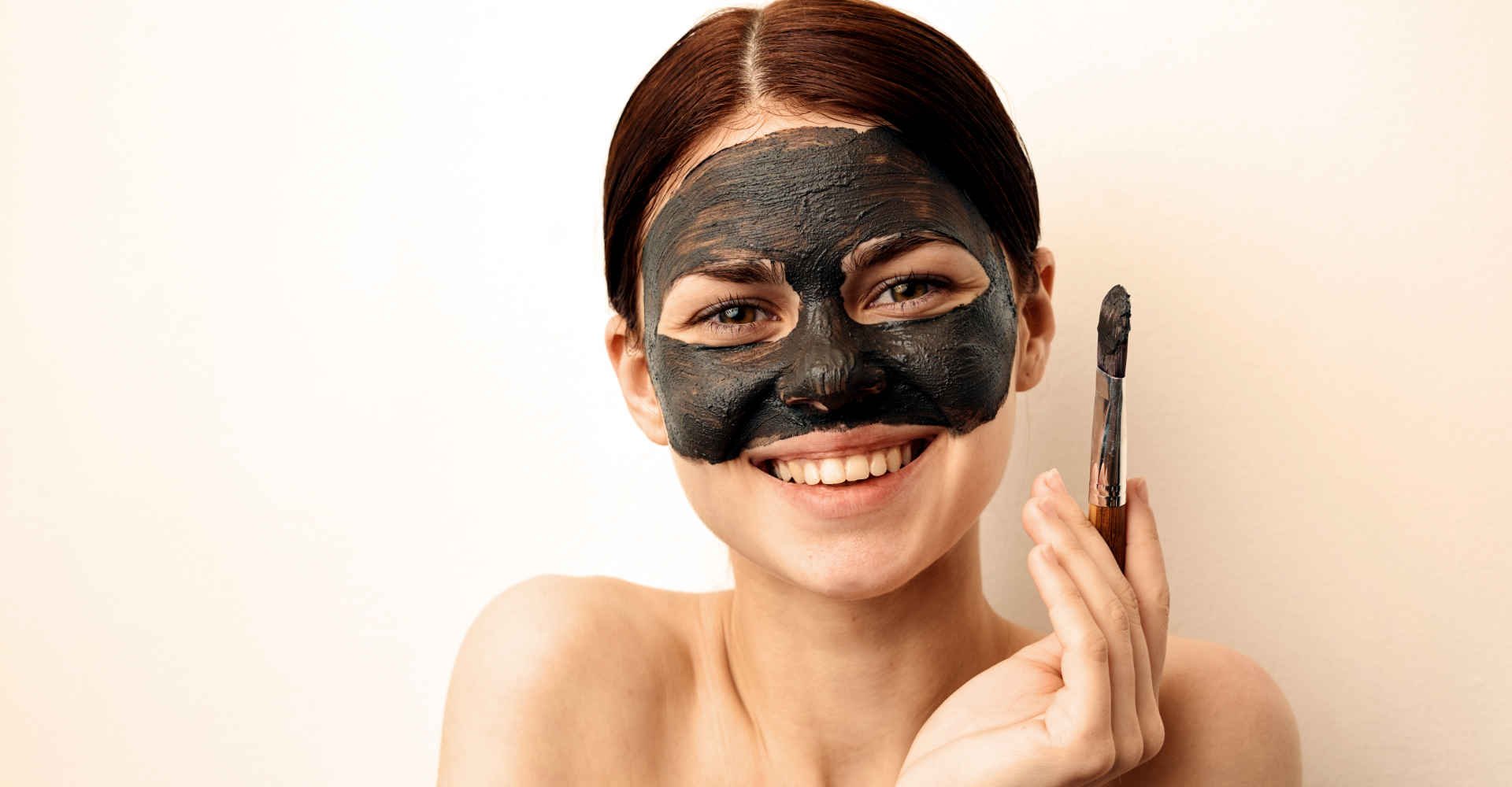 2687 Mascara De Argila Com Carvao Ativado Para A Pele Realmente Funciona Entenda
