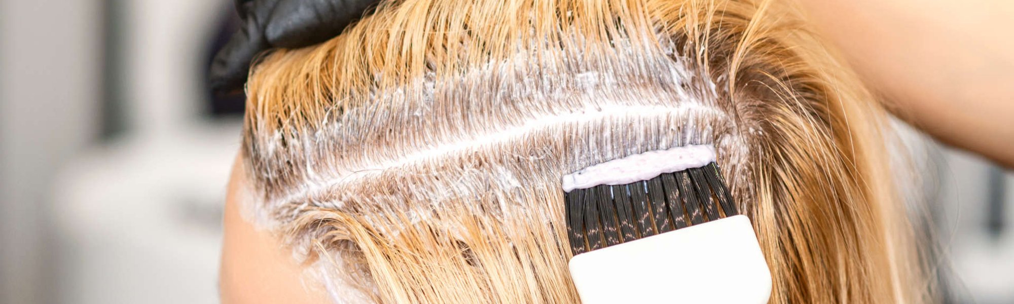 Como ficar loira em casa: passo a passo completo | L'Oréal Paris
