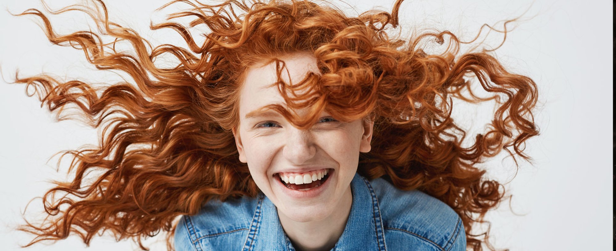 Cabelo Cacheado Vermelho Descubra Os Tons Que Valorizam O Formato Em Espiral Dos Fios