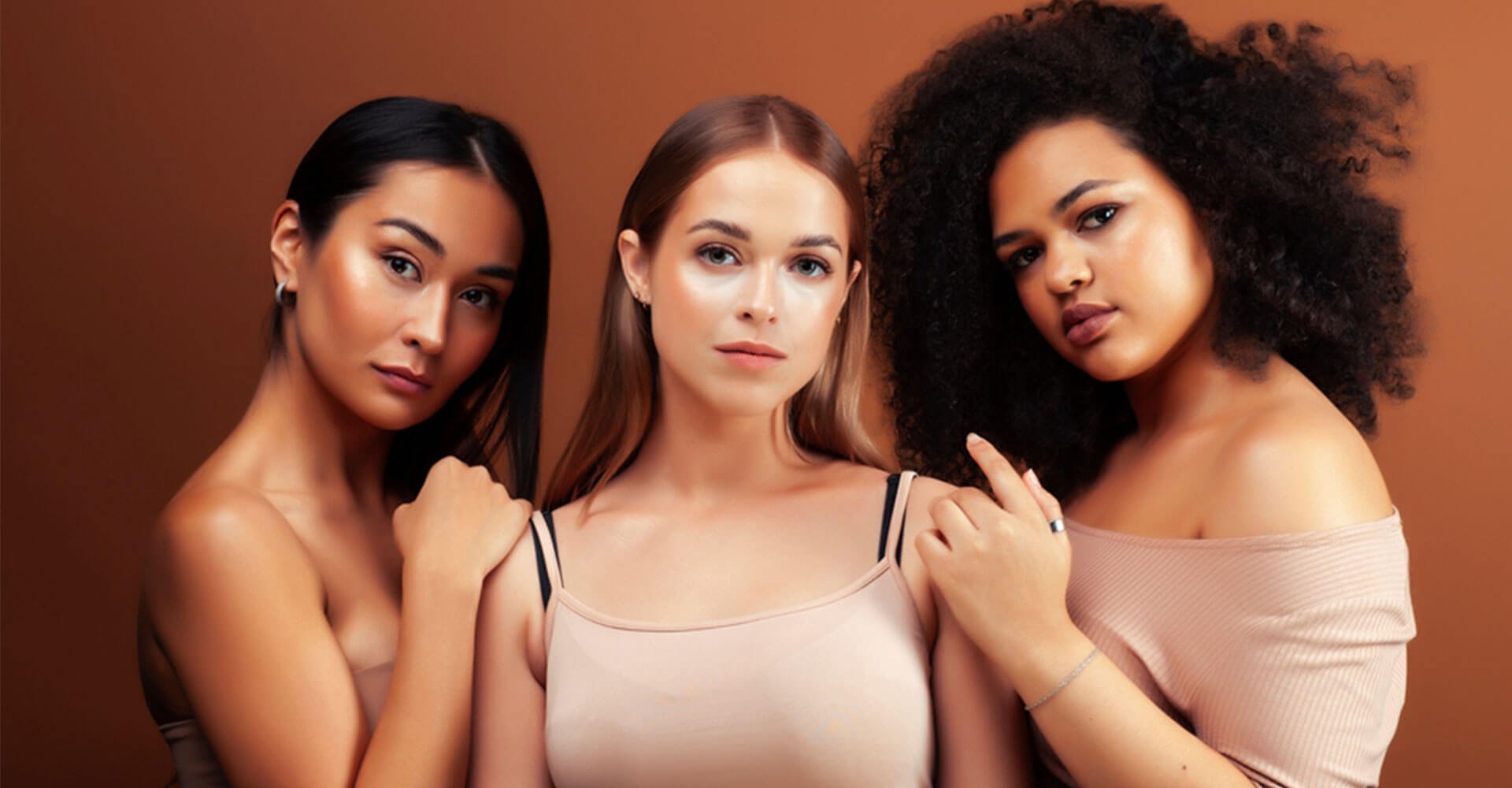 Mecha frontal: Entenda como usar ácido hialurônico no rosto