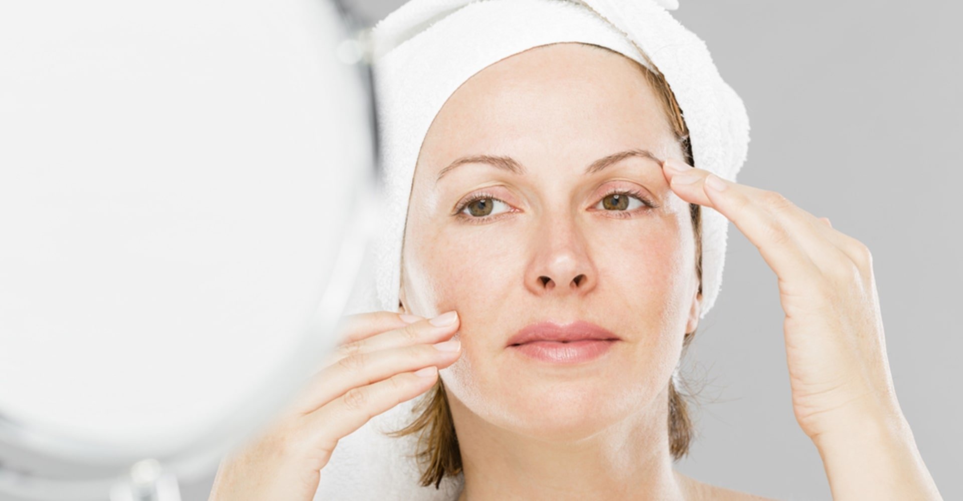 Protetor solar com ácido hialurônico: aliado na rotina antissinais