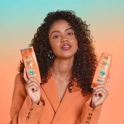 Imagem Modelo Cachos Longos Dos Sonhos | L'Oréal Paris